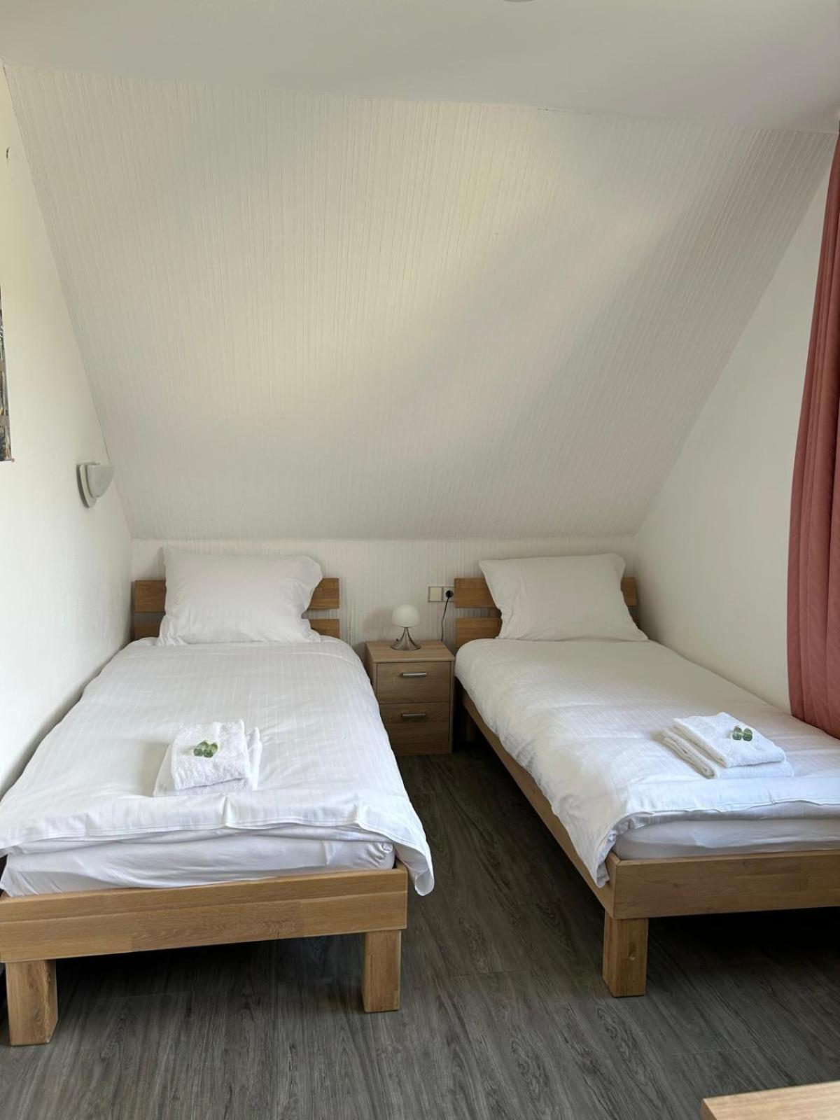Garni Hotel Im Fachwerkhof Simmerath Habitación foto